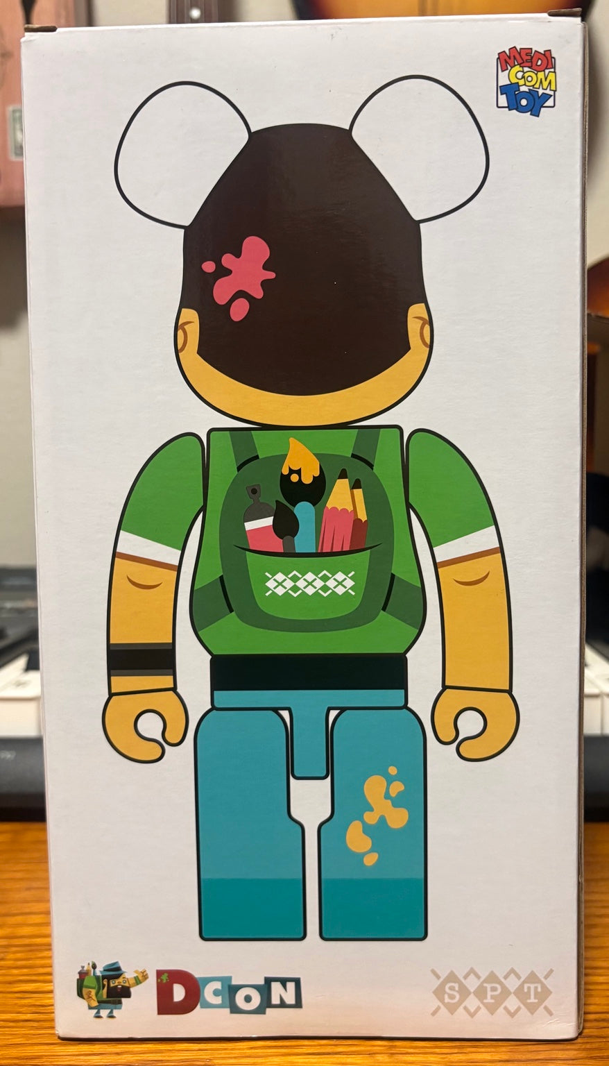 Actual item rear: Vincent BE@RBRICK box back artwork and packaging edges